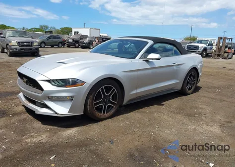 2018 Ford Mustang Ecoboost Premium z USA, uszkodzony, nr VIN 1FATP8UH7J5111615